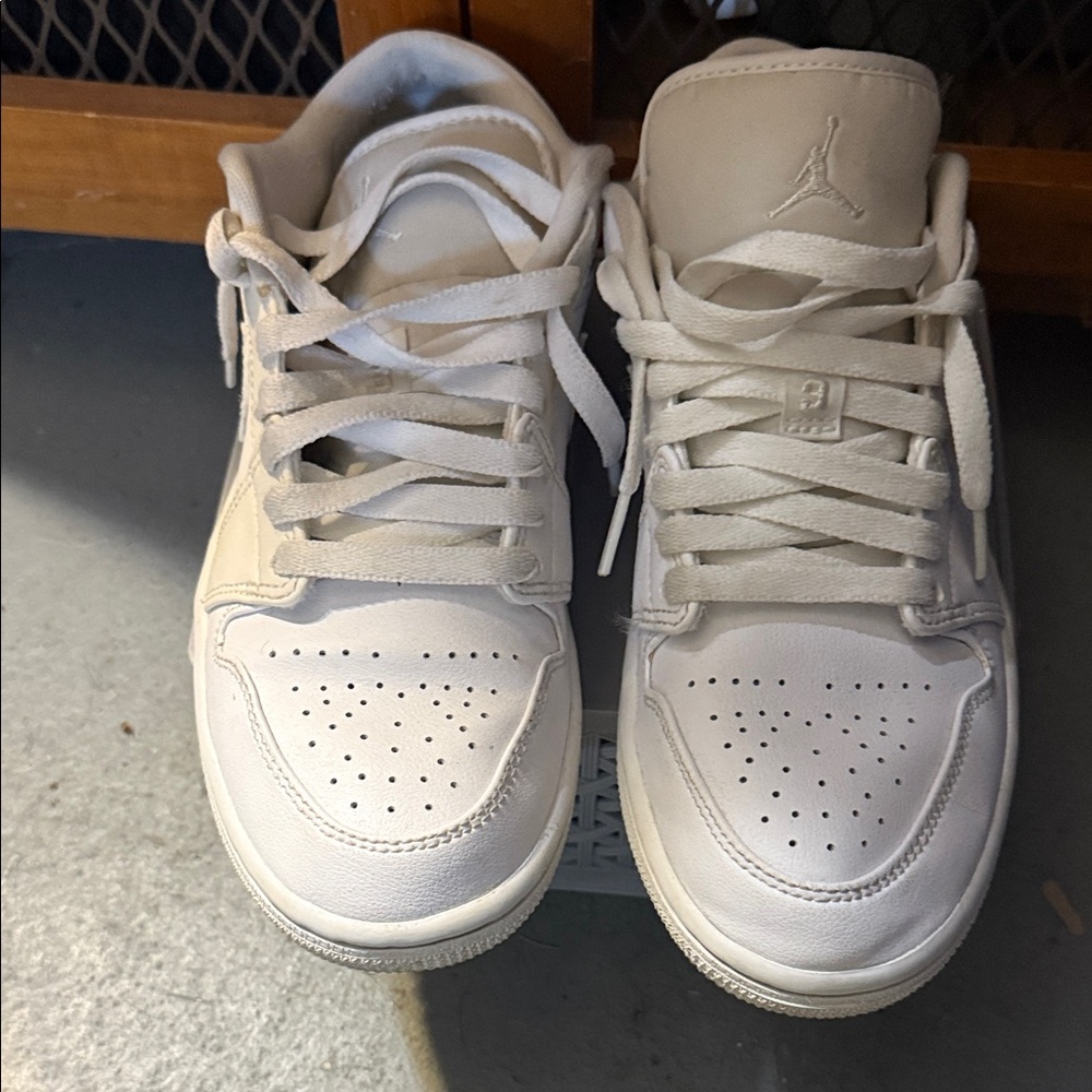 White Air Jordan 1 low Sneakers